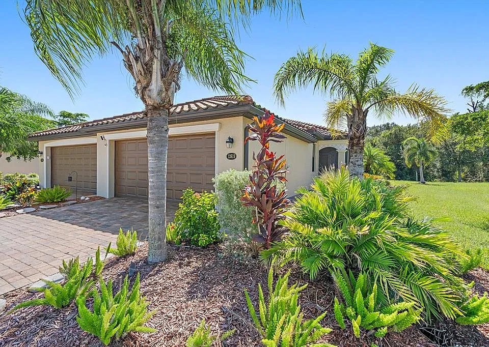 12619 Garibaldi Ln