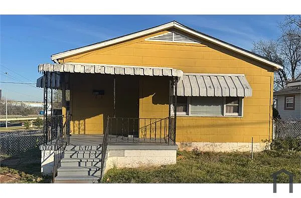 Building Photo - 100 56th St
