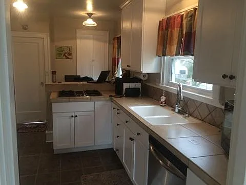 6235 N Villard Ave — Photo 5
