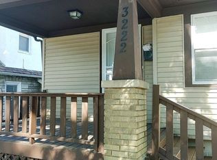 3222 N 42nd St, Milwaukee, WI