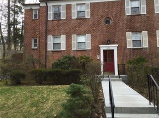 2262 Palmer Ave APT 5B, New Rochelle, NY 10801