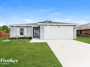 2219 SW Haycraft Cir, Port Saint Lucie, FL 34953