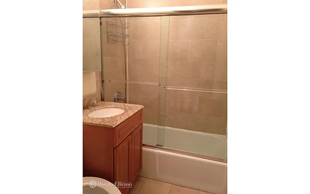 Rented by Douglas Elliman | media 20