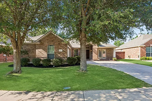 1552 Sleepy Hollow Dr Photo 1