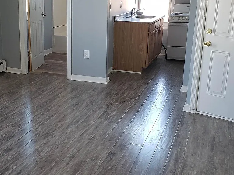 596 S 2nd St #3N — Photo 8
