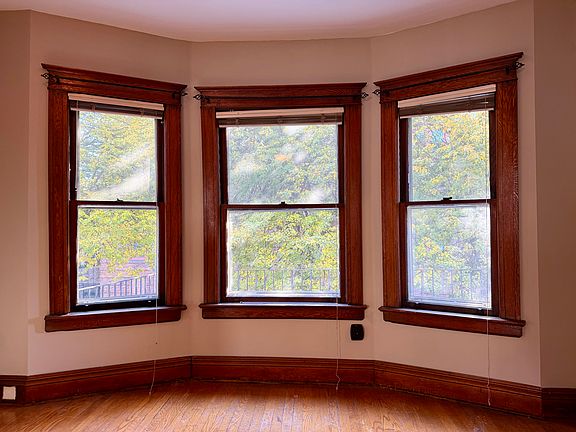 5th image of 20 Ardmore Pl #2