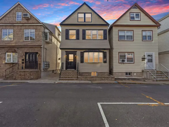 14 Obrien Court image 1 of 27