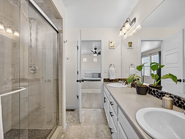 4438 Vindaloo Dr — Photo 33
