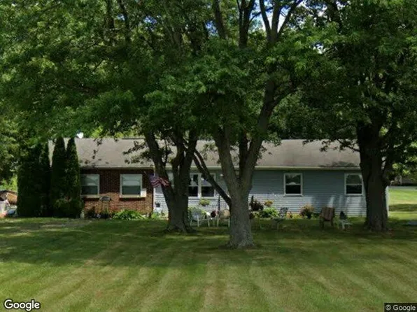 4350 Rock Spring Rd, Ravenna, OH 44266
