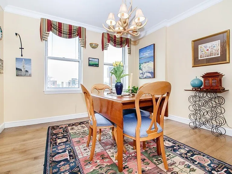 25 Revere St #5 — Photo 6