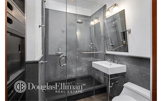 Sold by Douglas Elliman | media 15