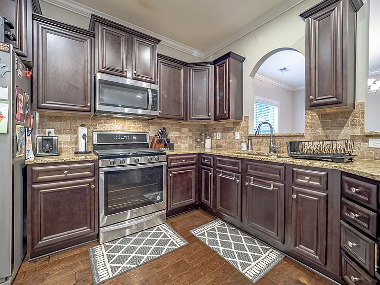3057 Girard Dr — Photo 18