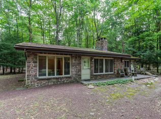 44 Birchwood Rd, Lake Harmony, PA 18624