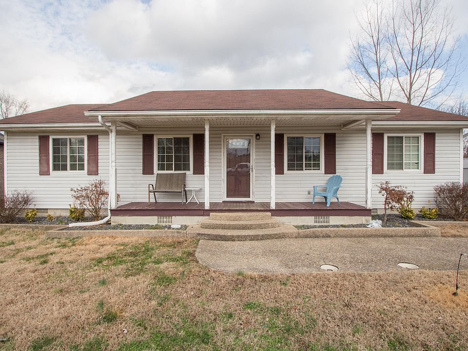 1st image of 215 Columbia Ln