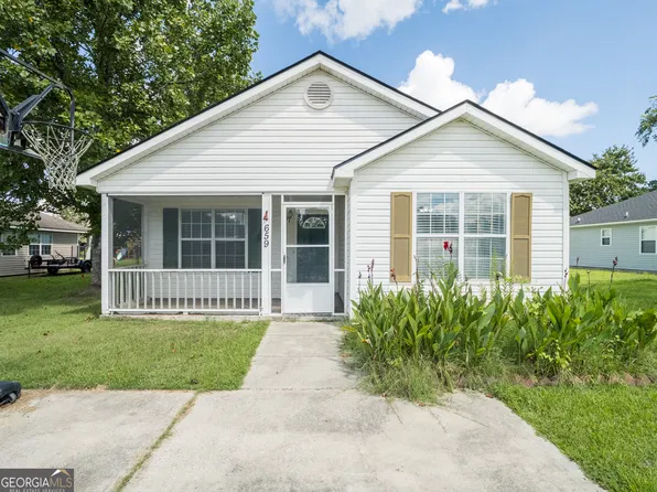 91C Johnson St, Ray City, GA 31645