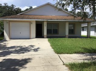 11128 Hidden Breeze Dr, Wimauma, FL 33598