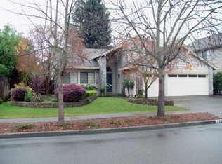 250 Pacific Heights Dr, Santa Rosa, CA 95403