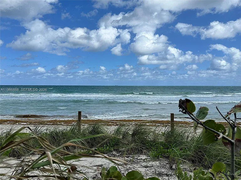 6051 N Ocean Dr #704 — Photo 35