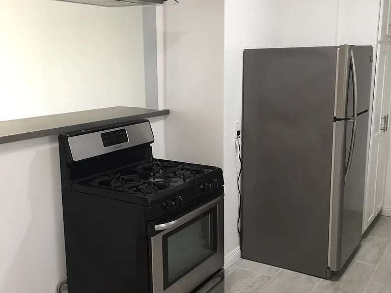 1845 S Cloverdale Ave #1 — Photo 5