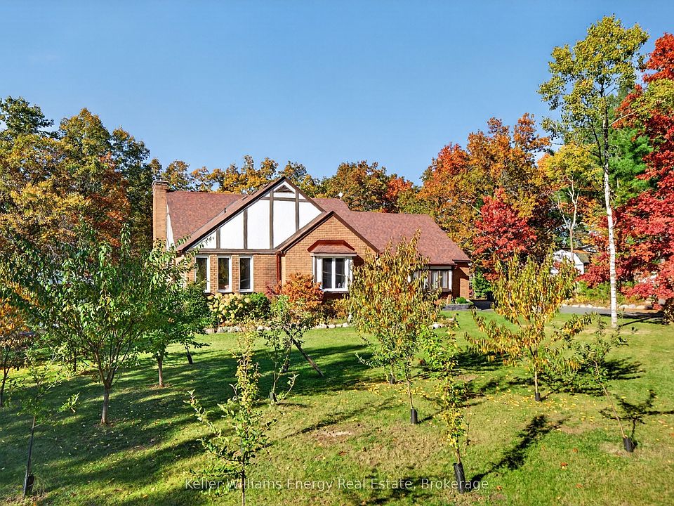 1st image of 358 Hearns Rd