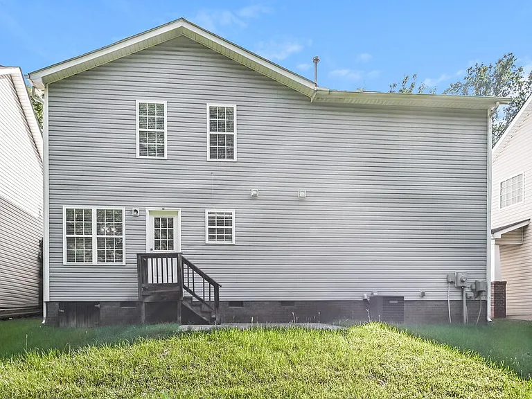 8819 Twisted Pine Dr — Photo 17