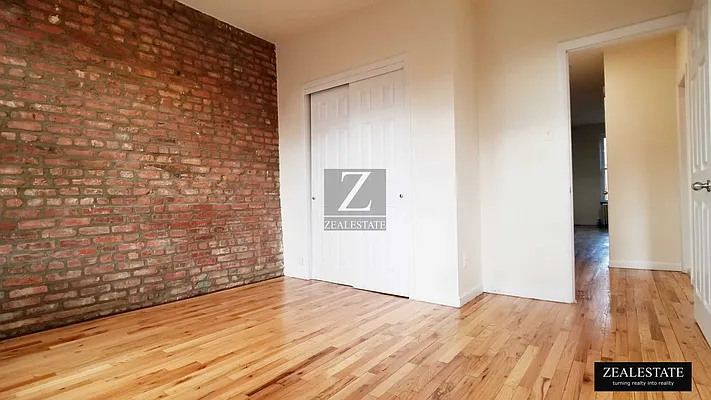 Rented by ZealEstate Group Inc | media 19