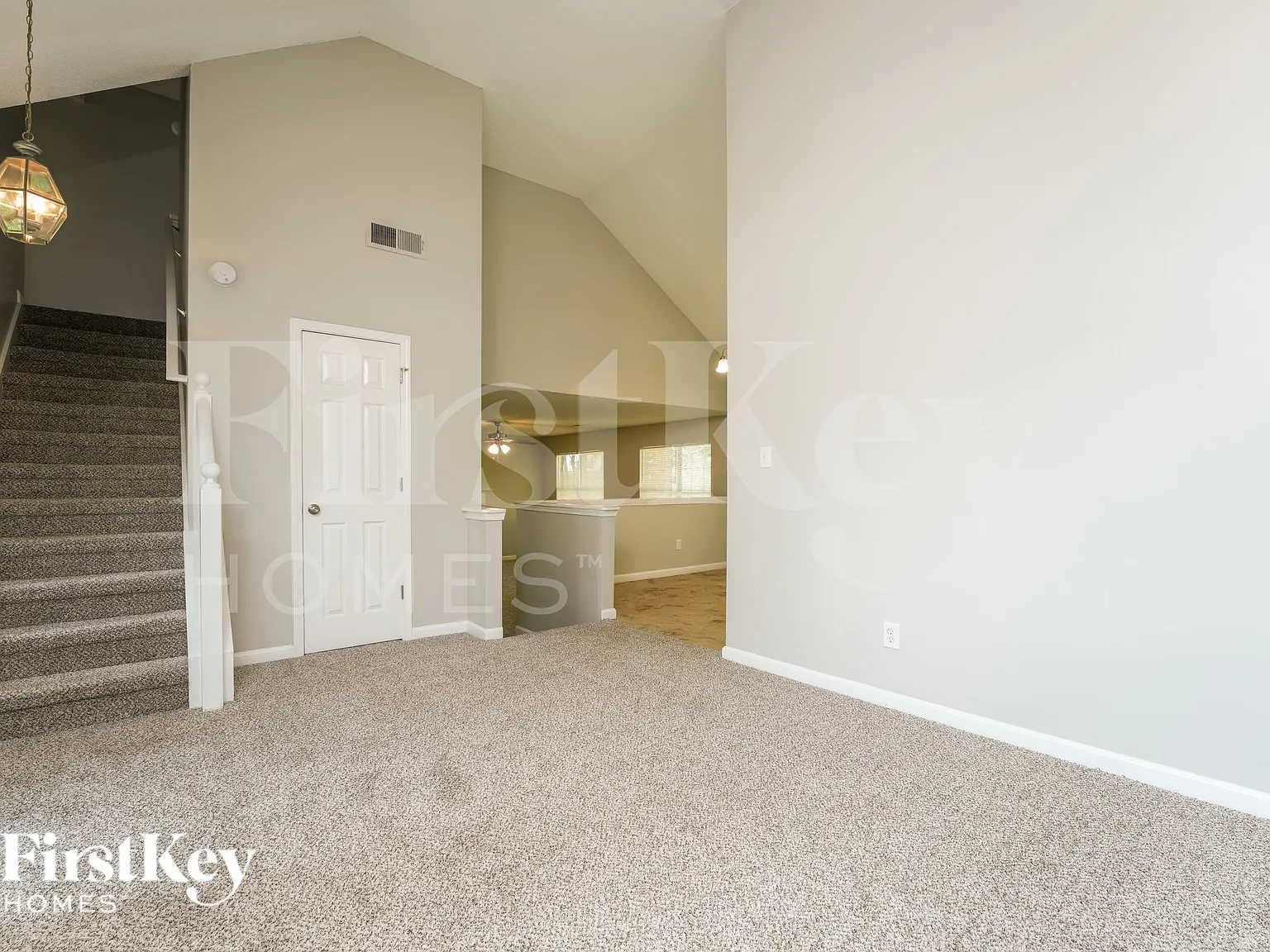 3 bed, 2.5 bath, 1584 sqft, $1,965 — Photo 2