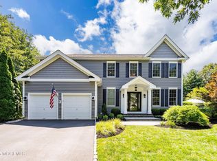 55 Heritage Dr, Allentown, NJ 08501