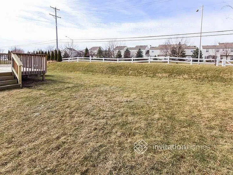 2305 Gustave Ln — Photo 16