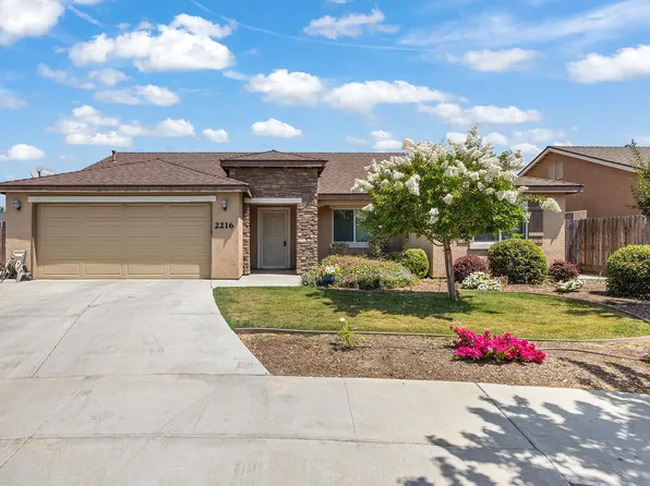 2216 E Four Creeks Avenue, Visalia, CA 93292