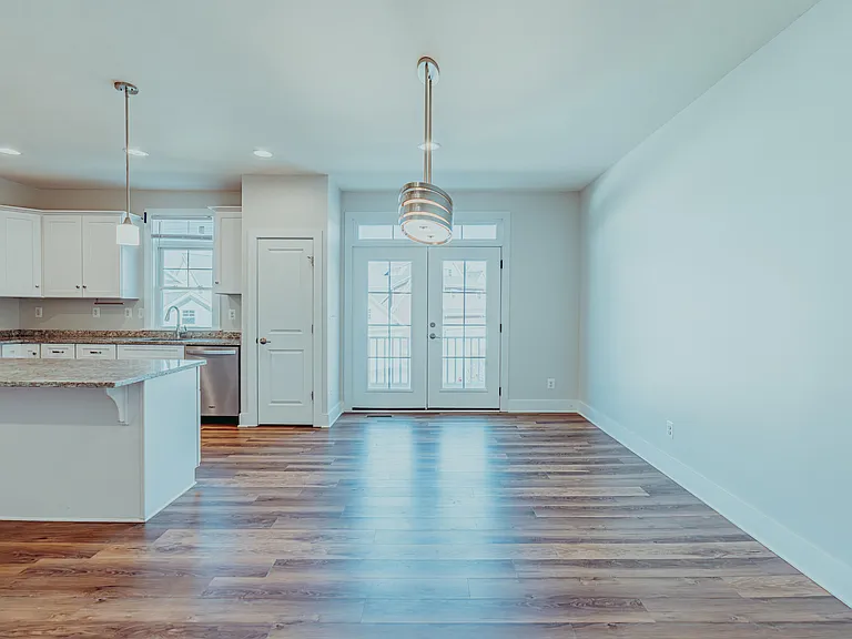 510 Trailside Dr — Photo 35