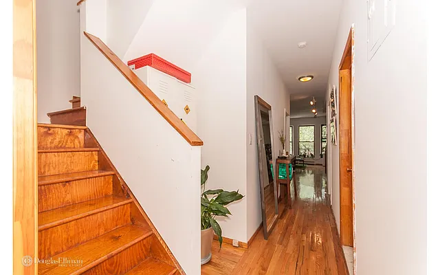 Rented by Douglas Elliman | media 22