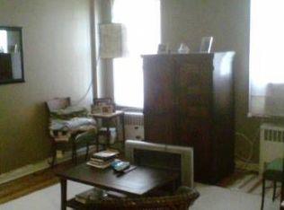 250 Merrick Rd, Rockville Centre, NY 11570