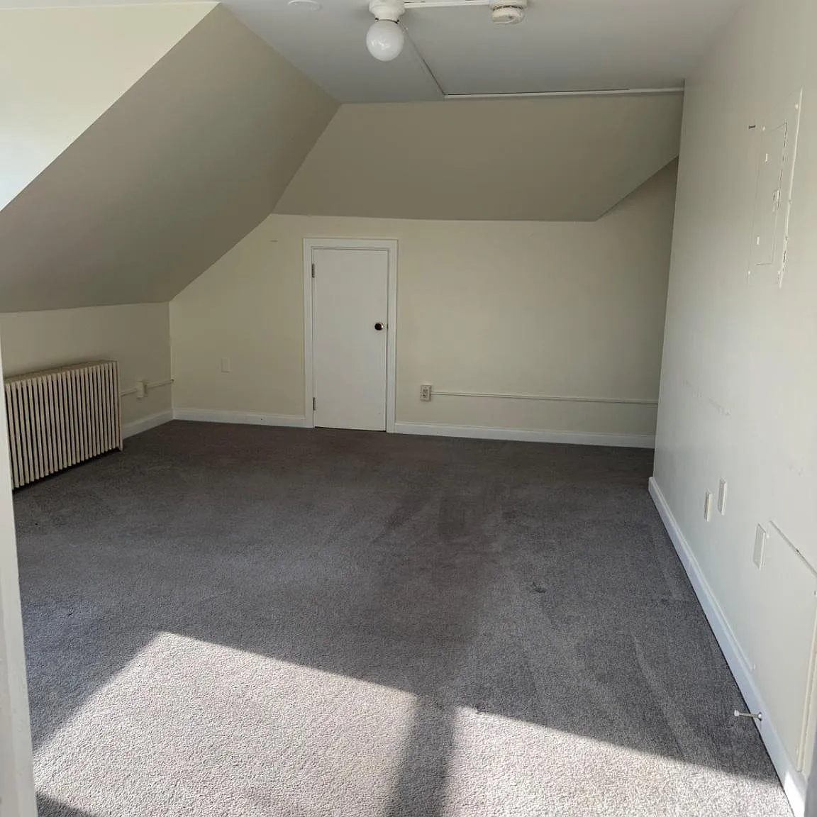 1 bed, 1.0 bath, 700 sqft, $1,050 — Photo 4