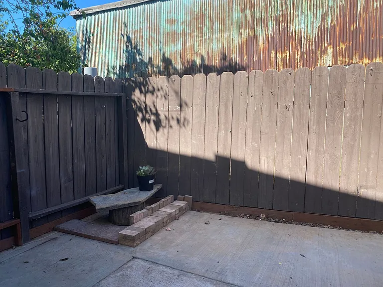 350 Pismo Street — Photo 6