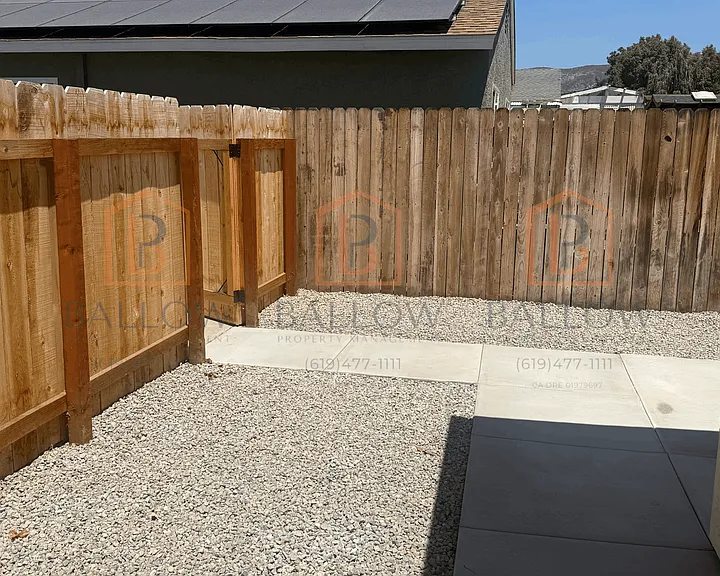 10045-47 Woodpark Dr — Photo 10