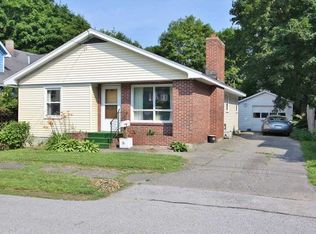 36 17th St, Bangor, ME 04401