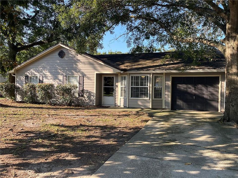 1st image of 105 Boxwood Ct