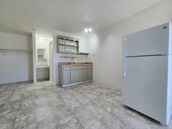 136 Judy Lane, 136 Judy Ln APT 5-A, Henderson, NV 89015