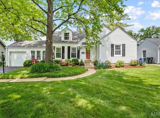 401 Fairway Ln, Saint Louis, MO
