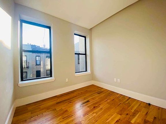 5th image of 245 Sullivan Pl #62C