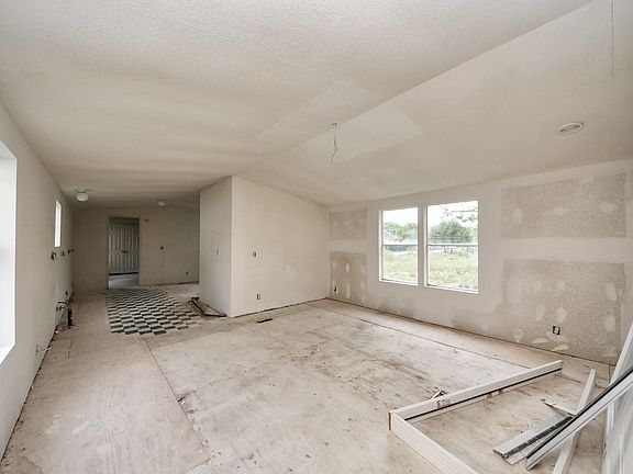 3rd image of 320 4th St