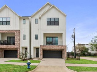 2121 Francis St, Houston, TX 77004