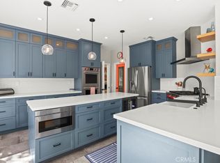 22312 Delia Ct, Calabasas, CA 91302