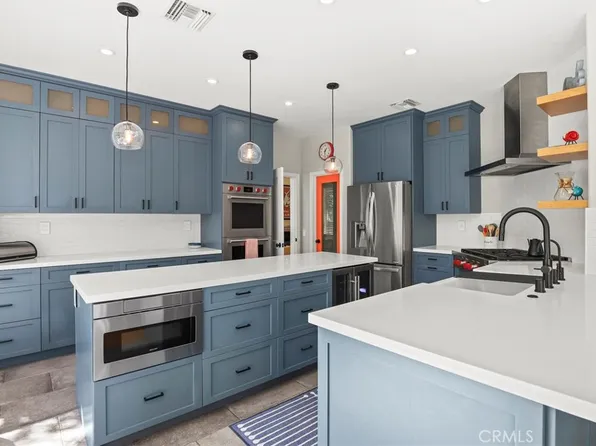 22312 Delia Ct, Calabasas, CA 91302