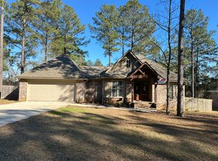 48 Vermont Dr, Petal, MS 39465
