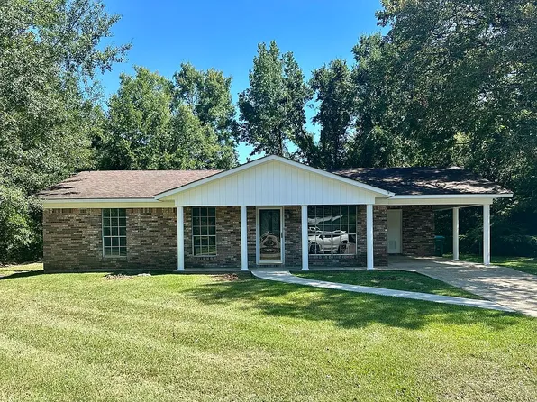301 Sheppard Dr, Ocean Springs, MS 39564