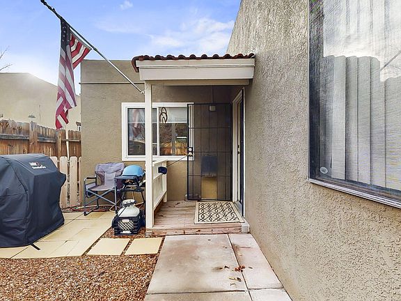 5th image of 3804 Sunbird Dr NW