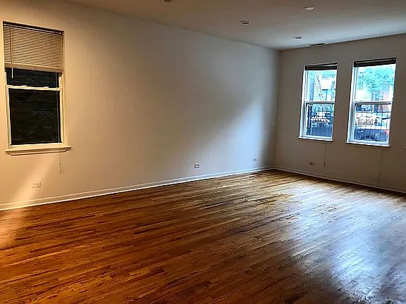 3rd image of 955 N Wolcott Ave #1