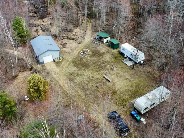W5944 13th St, Necedah, WI 54646
